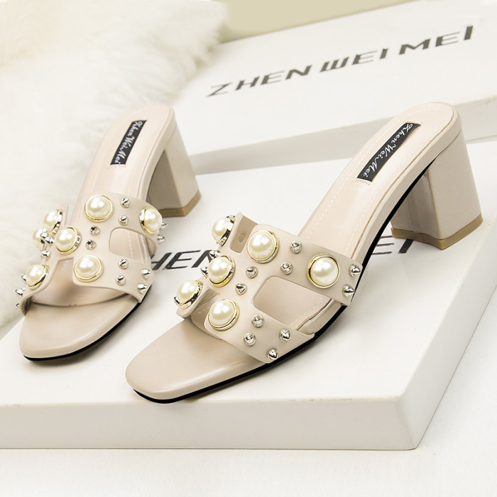 7CM Fashion Thick Pearl Rivets Pump Heel Mules