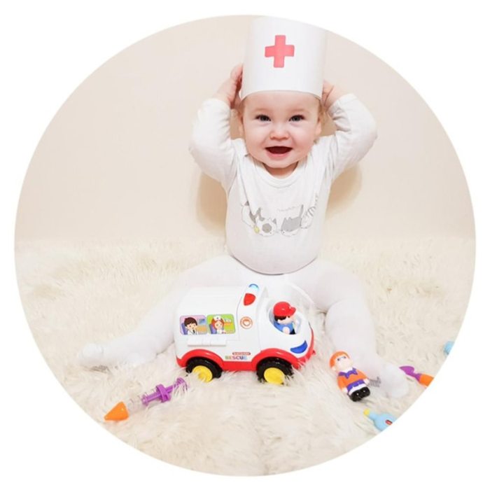 HOLA 836 Ambulance Doctor Vehicle Set 2-in-1 Baby Toys Pretend Doctor Set & Medical Kit Inside Bump & Go Toy Car with Lights