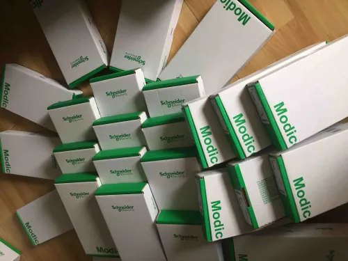 ATV930C13N4C Schneider Variable speed drive ATV930 130kW Original Factory Sealed New