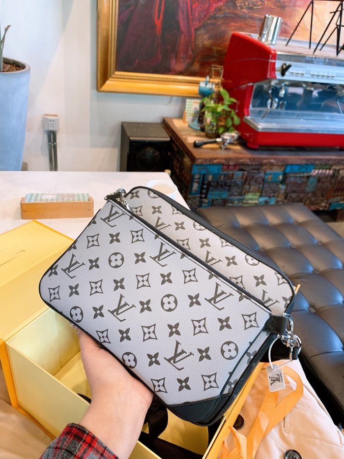 LOUIS VUITTON LB0612005020112 size: 25x4x18cm/24.5x14.5cm/12.5x7cm