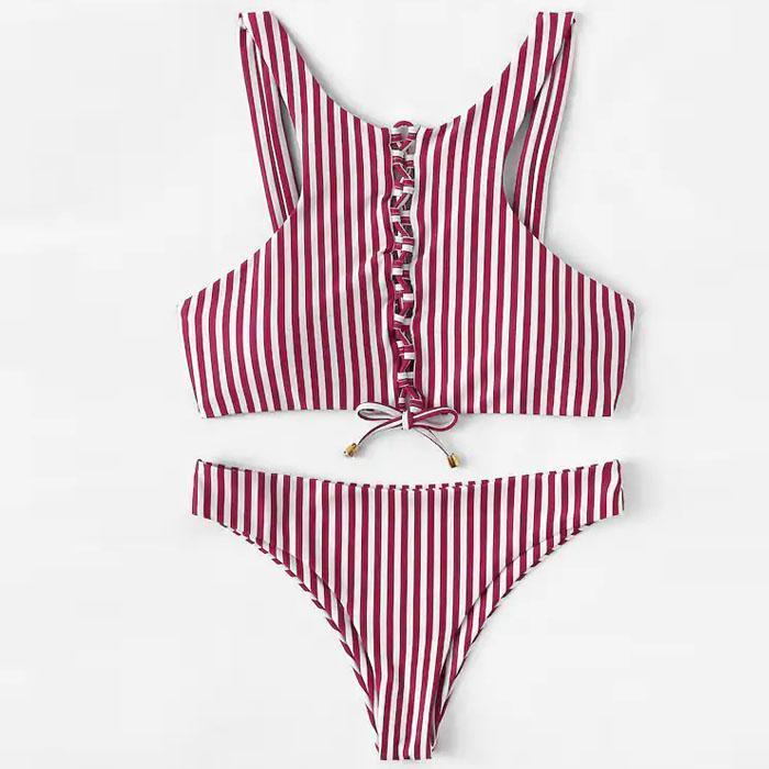 Bikini cu bretele și despicătură, model nou cu dungi