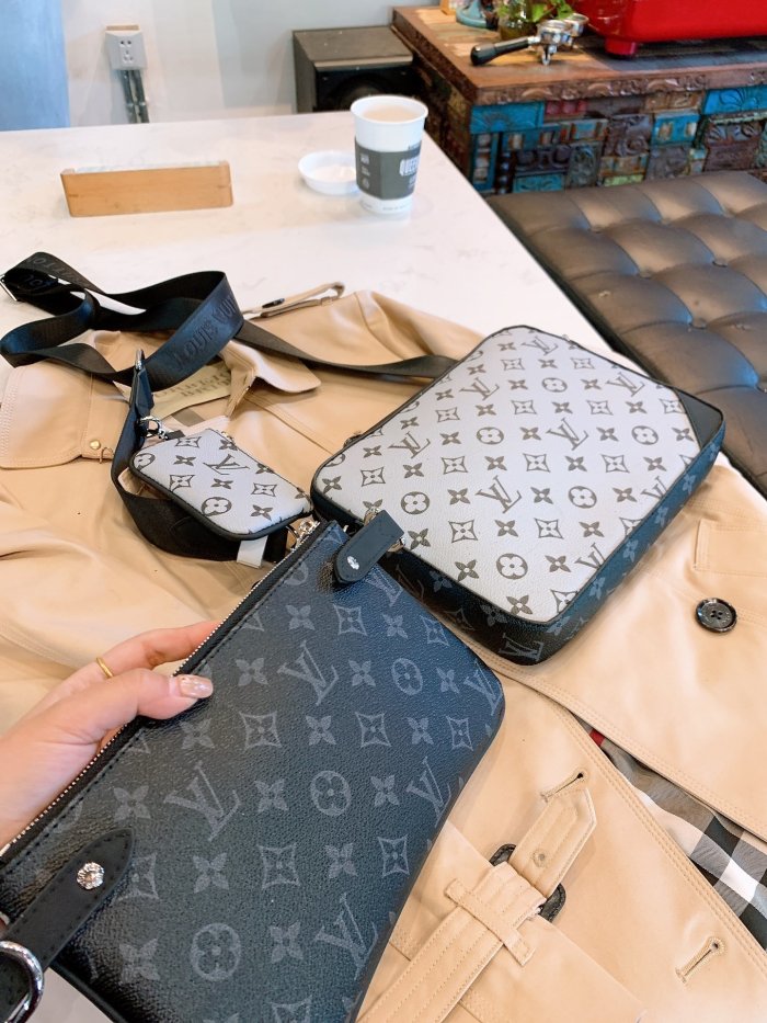 LOUIS VUITTON LB0612005020112 size: 25x4x18cm/24.5x14.5cm/12.5x7cm
