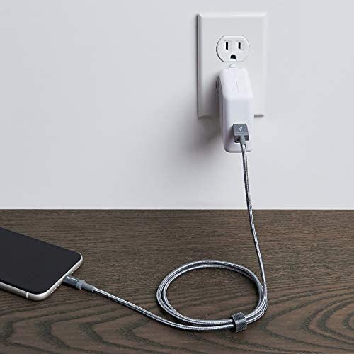 AmazonBasics Nylon Braided Lightning to USB Cable - MFi Certified Apple iPhone Charger, Dark Gray, 3-Foot (Durability Rated 4,000 Bends)