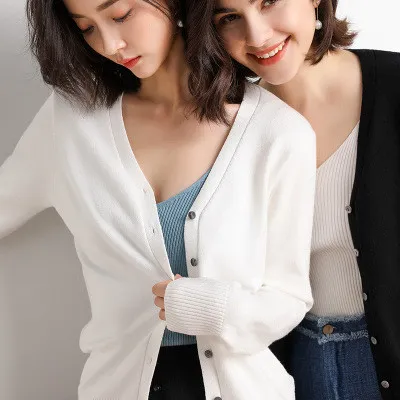 2020新款女装早秋V领开衫白色毛衣针织毛衣带扣开衫纯色外套女秋