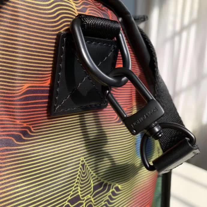 【原版皮】路易威登/LV KEEPALL 50 旅行袋，新颖面料演绎经典Monogram图案放大成XXL造型呈现双面幻彩，款号：M44939