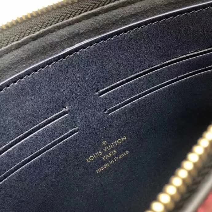 【原版皮】路易威登/LV Pochette Tuileries 手包，将 Monogram 帆布与小牛皮碰撞交融，重现 Tuileries 手袋的经典设计，可作公文包，亦可作手拿包，款号：M63903