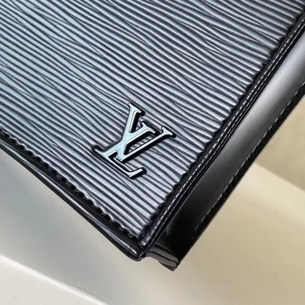 【原版皮】路易威登/LV Petit  Sac Plat手袋， Epi皮革浓缩经典设计，轻盈而充裕的构型可容纳手机等日常所需，可拆卸肩带实现手提，肩背和斜挎选择，款号：M69441
