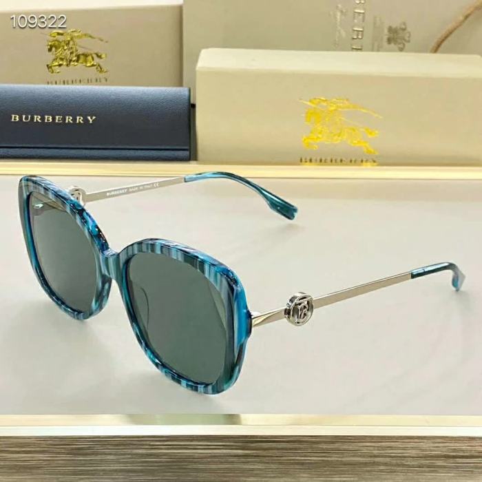 ☆「时尚达人首选」巴宝莉Burberry☆2020全网最新太阳眼镜流行趋势销量排行第一,让你做最耀眼最酷的时尚达人