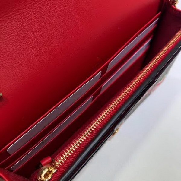 【原版皮】古驰/Gucci 苹果链条钱夹，融入了卡通风格的苹果图案，与品牌的双G字母交织图案巧妙搭配，尽显趣致设计，款号：634275