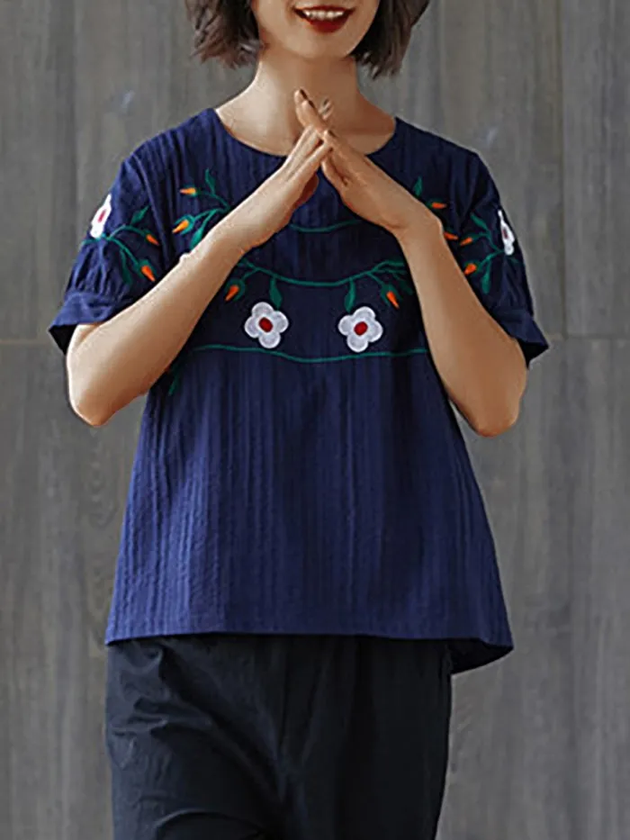 Plus Size Women  Embroidered Floral Short  Sleeve  Round  Neck Cotton And Linen Loose Casual Top