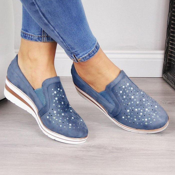 Women Comfortable Slip-on Sneaker Shoes