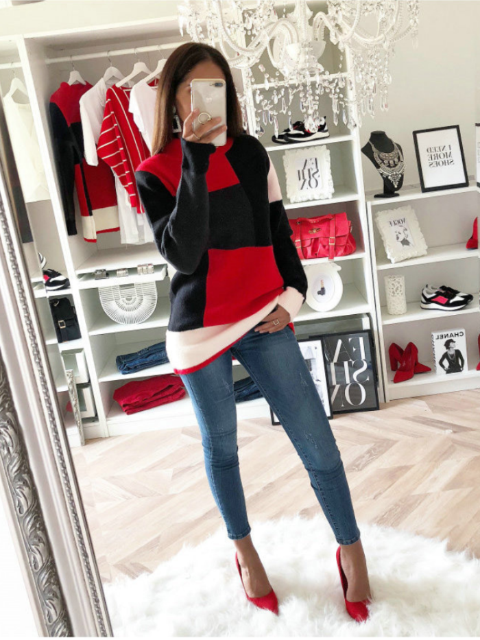 Round Neck Long Sleeve Casual Knitted Sweaters