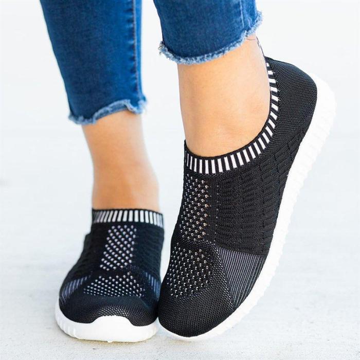 All Season Elastic Athletic Slip-On Sneakers Plus Sizes