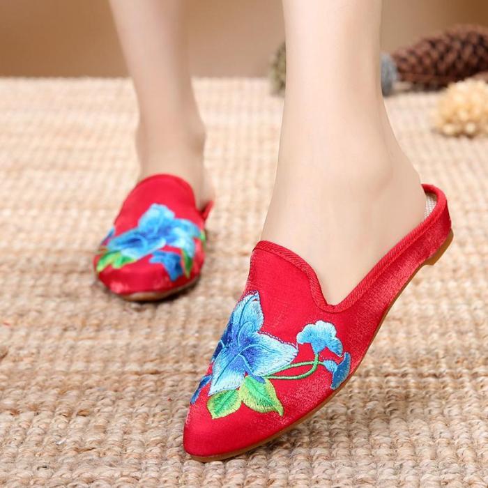 Women Floral Embroidered Slippers Casual Comfort Elegant Shoes