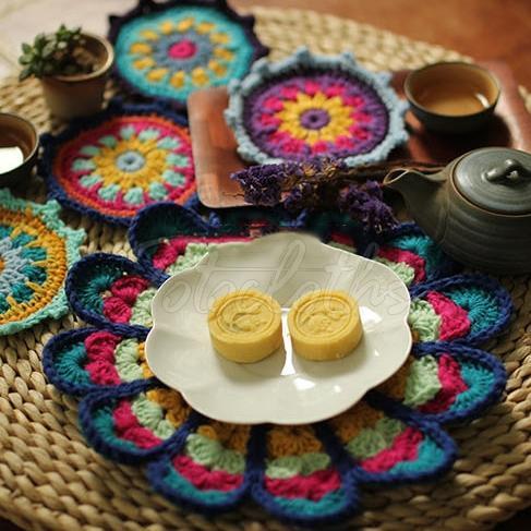 Peacock Handmade Crochet Retro Round Plate Pad
