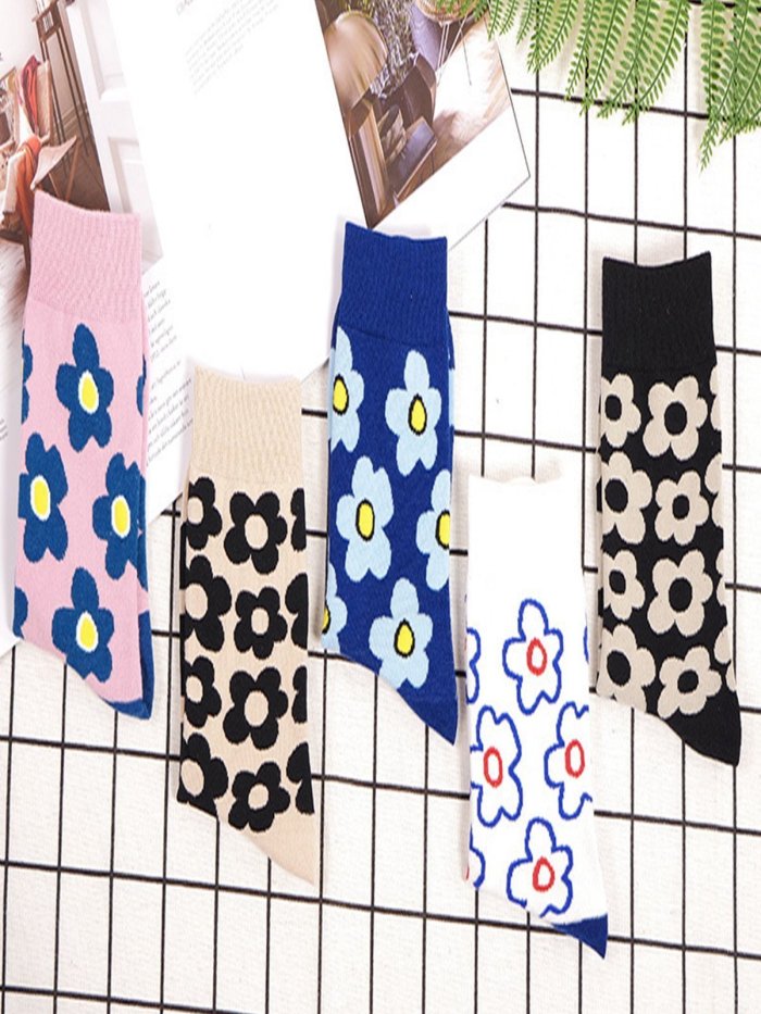 Statement Floral Breathable Cotton Casual Socks