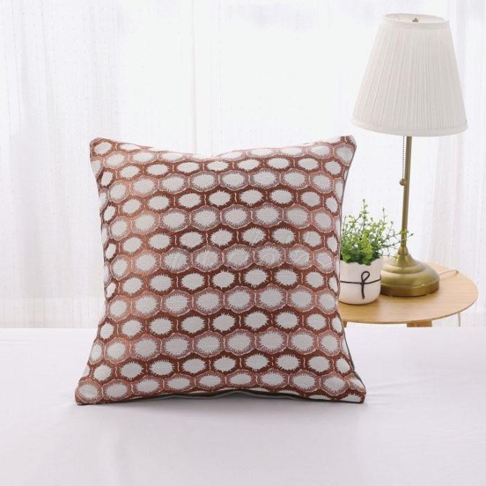 Polygonal Geometric Print Pillowcase