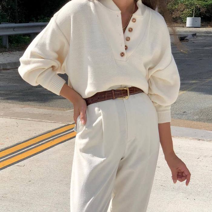 Women's Fashion Single-Breasted Long Sleeve Knit Sweater