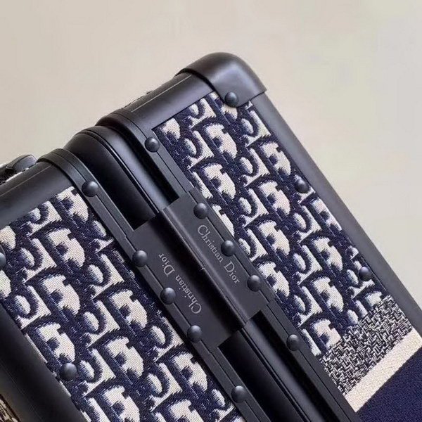 迪奥/Dior saddle马鞍系旅行箱，不但有ophidia复古老花帆布，同时还有精美小牛皮款式，特别体现质感，绝对亮点，时尚，酷炫