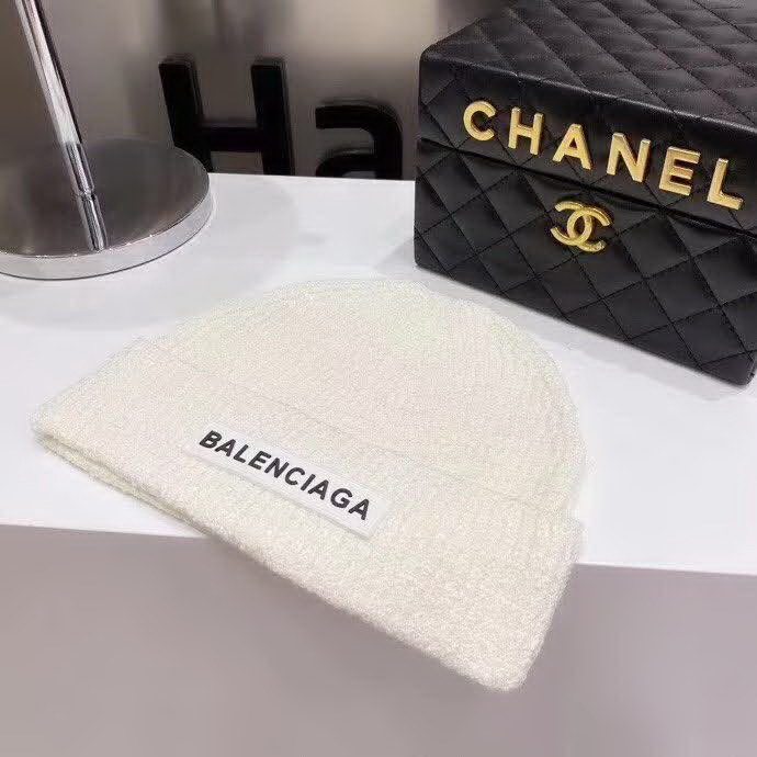 20冬季最新专柜款-Balenciaga新款雪花工艺薄款针织帽，字母标志针织帽，质感薄款，面料超舒适，秋冬流行色调，潮人百搭款！时尚街头风！
