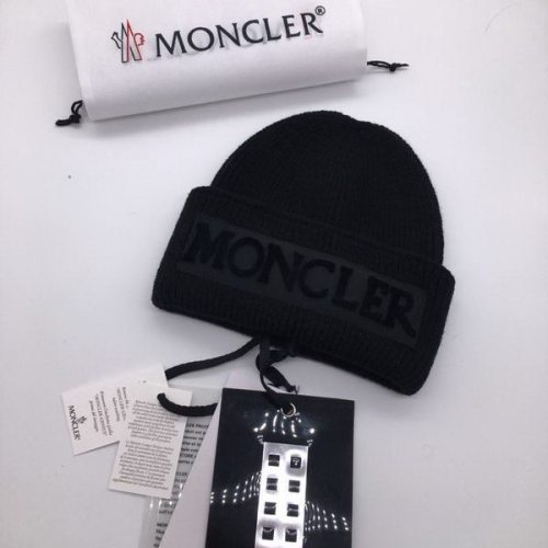 官网同步20秋季最新款-Moncler新款毛线针织帽子，专柜同步，冬季必备款