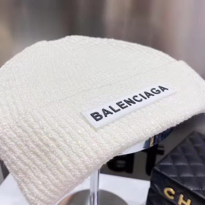 20冬季最新专柜款-Balenciaga新款雪花工艺薄款针织帽，字母标志针织帽，质感薄款，面料超舒适，秋冬流行色调，潮人百搭款！时尚街头风！