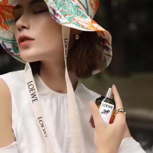 20冬季最新专柜款-罗意威LOEWE帆布印花渔夫帽，王源同款，超多明星同款 男女同款，超时尚单品