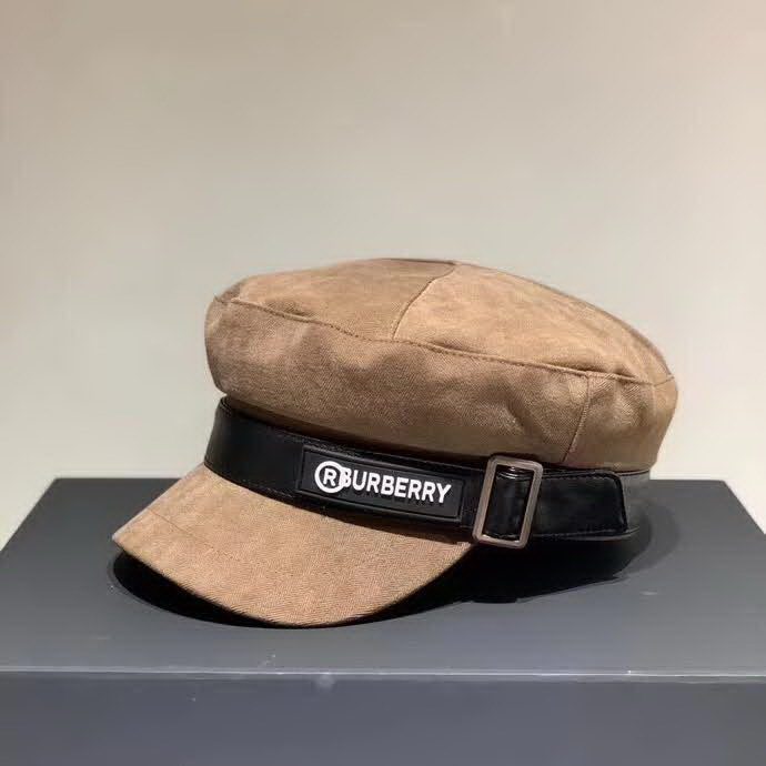 20冬季最新专柜款-Burberry简约时尚军帽，帽型超正的，帆布面料 四季皆宜，名媛范儿十足