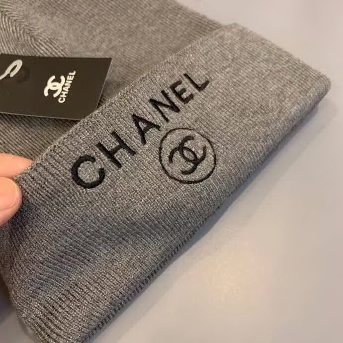 20冬季最新专柜款-Chanel针织羊毛毛线帽，定制羊毛，帅气朋克风。超酷时尚街头风！