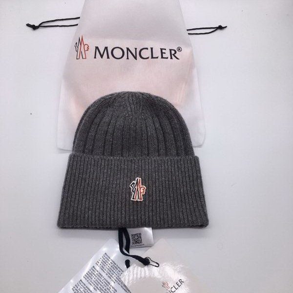 官网同步20秋季最新款-Moncler新款毛线针织帽子，专柜同步，冬季必备款
