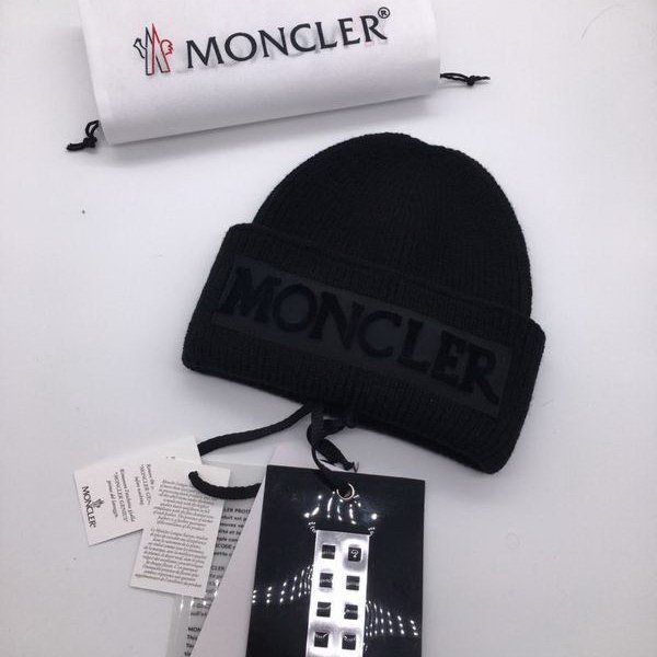 官网同步20秋季最新款-Moncler新款毛线针织帽子，专柜同步，冬季必备款