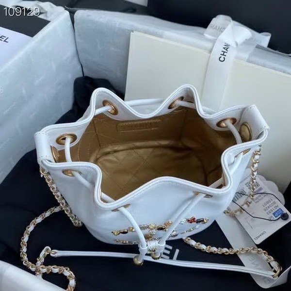 【原版皮】香奈儿/Chanel 手工系列水桶包，各种元素铆钉镶嵌成的双C标志，选用细腻羊皮，内里质感金属牛皮