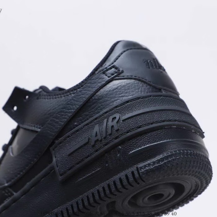 官网同步20秋季最新热销款-耐克/Nike Air Force 1 Shadow，空军一号轻量增高低帮百搭板鞋，为经典设计注入玩味元素， 分层结构，加大中底及双重品牌标志，充份彰显Shadow运动鞋