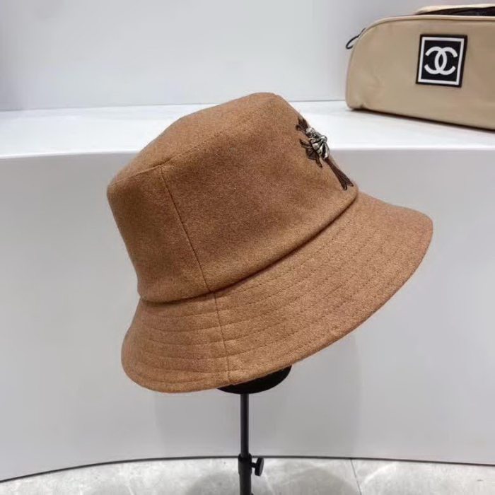 20冬季最新专柜款-ChromeHearts20秋冬新款羊毛呢子皮标十字架，个性街头朋克风，神秘复古十字架，帅气！帽型超正！精品刺绣皮边，妥妥的高级风！