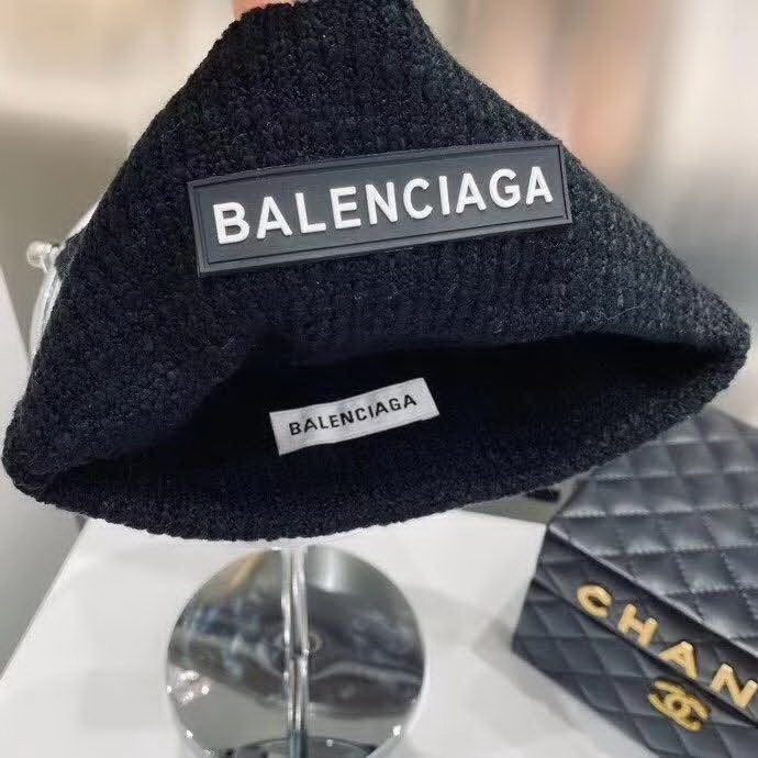 20冬季最新专柜款-Balenciaga新款雪花工艺薄款针织帽，字母标志针织帽，质感薄款，面料超舒适，秋冬流行色调，潮人百搭款！时尚街头风！