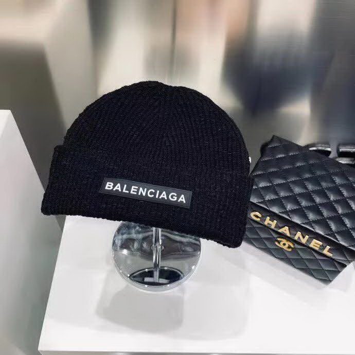20冬季最新专柜款-Balenciaga新款雪花工艺薄款针织帽，字母标志针织帽，质感薄款，面料超舒适，秋冬流行色调，潮人百搭款！时尚街头风！