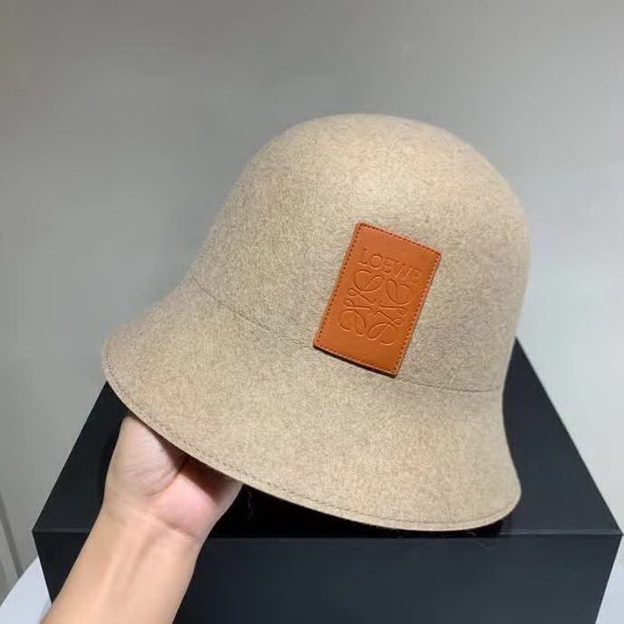 20冬季最新专柜款-罗意威LOEWE2020新款渔夫帽，羊毛面料、洗水皮包边