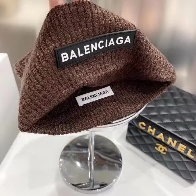 20冬季最新专柜款-Balenciaga新款雪花工艺薄款针织帽，字母标志针织帽，质感薄款，面料超舒适，秋冬流行色调，潮人百搭款！时尚街头风！