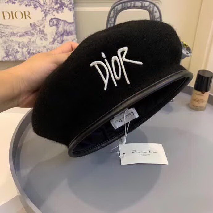 20冬季最新专柜款-迪奥Dior2020新款羊毛礼帽，贝雷帽，官方同款，超好看帽型 秋季必备，喜欢可以备上