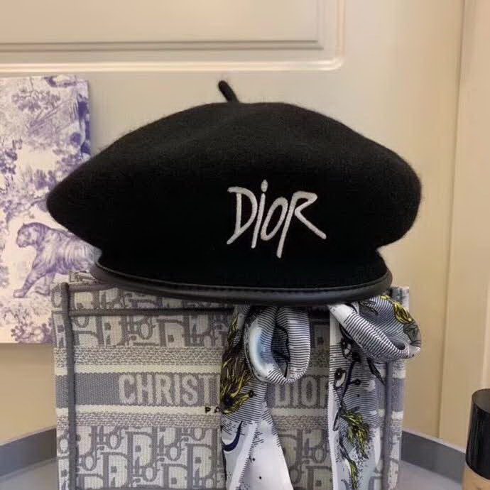 20冬季最新专柜款-迪奥Dior2020新款羊毛礼帽，贝雷帽，官方同款，超好看帽型 秋季必备，喜欢可以备上