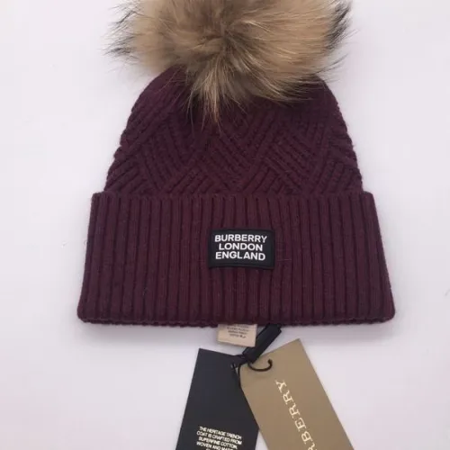 官网同步20秋季最新款-Burberry新款毛线针织帽子，独​家定‎制​超大毛球​，特别​火爆，采用精选​毛​线，手感超柔软，弹性极佳