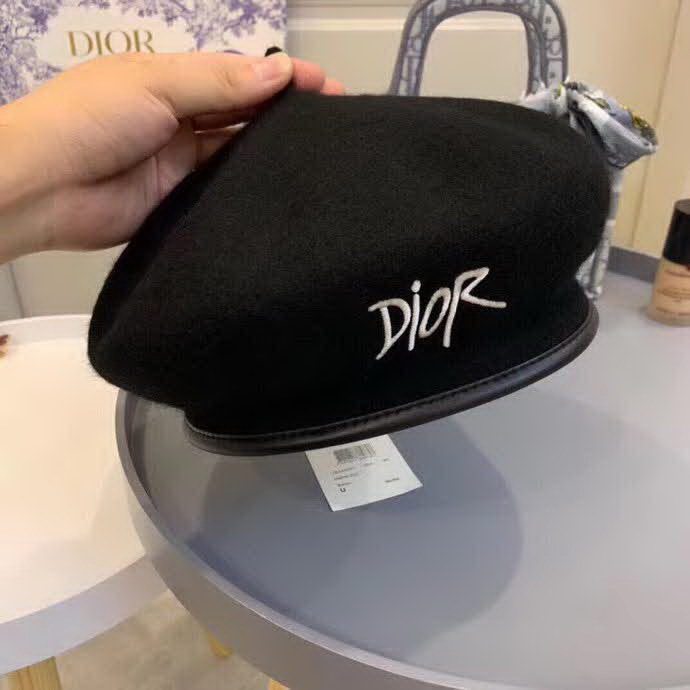 20冬季最新专柜款-迪奥Dior2020新款羊毛礼帽，贝雷帽，官方同款，超好看帽型 秋季必备，喜欢可以备上