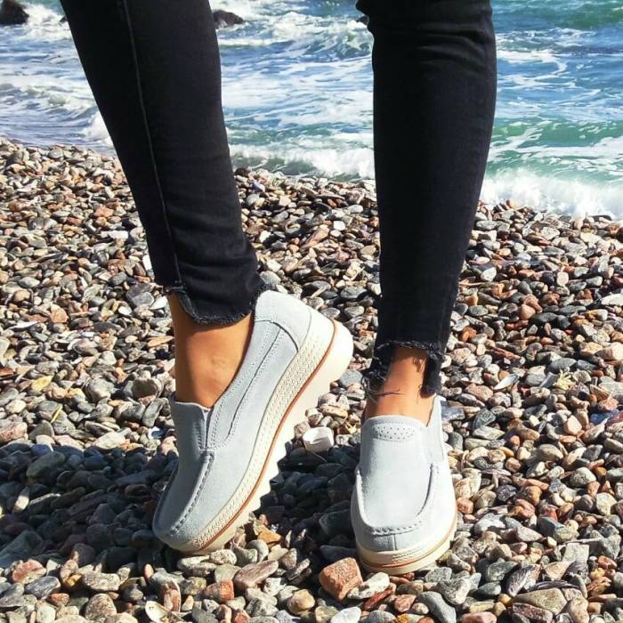 Womens Breathable  Suede Round Toe Slip On Platform Shoes
