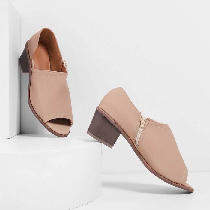 Large Size Peep Toe PU Zipper Pumps