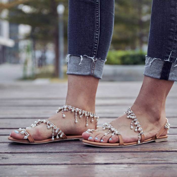 Women Plus Size Imitation Pearls Sandals Casual Slip-On Sandals