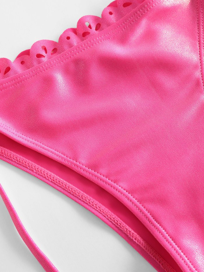 Solid Scallop Tringle String Bikini