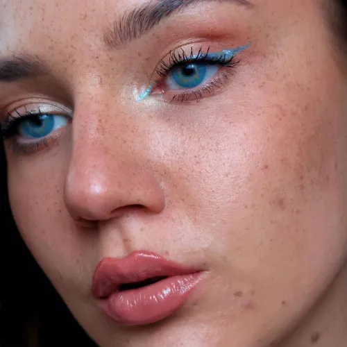 ��LENSPOEM��Broadway Blue Colored Contact Lenses