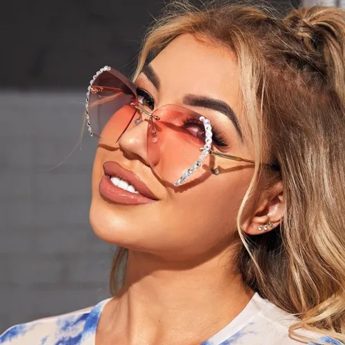 ��LENSPOEM��Fashion diamond-studded polygonal sunglasses