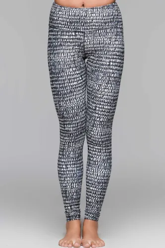 Lucky Graphic Brush Stroke Leggings