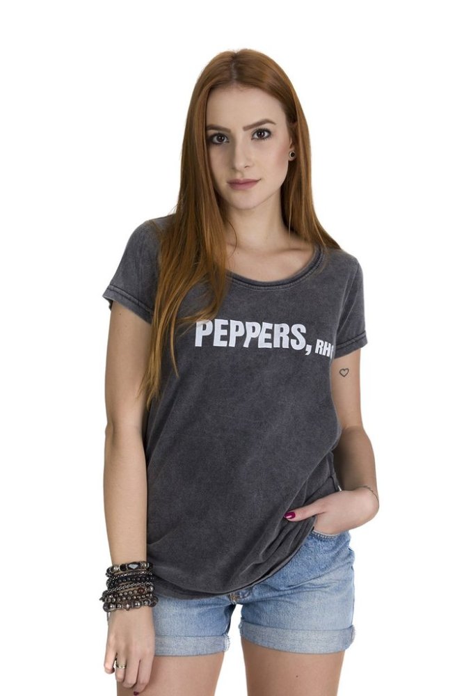 Camiseta Estonada Red Hot Names